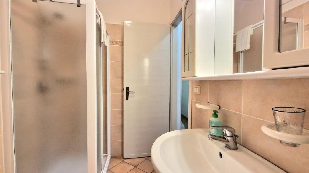 Chiara Pool Apartment Bardolino Exterior photo